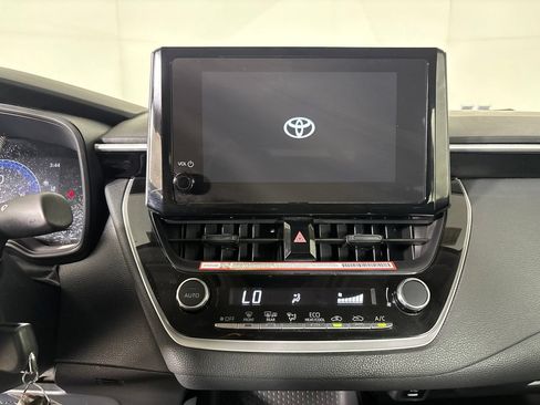 Used 2026 Toyota Corolla LE FWD image 16