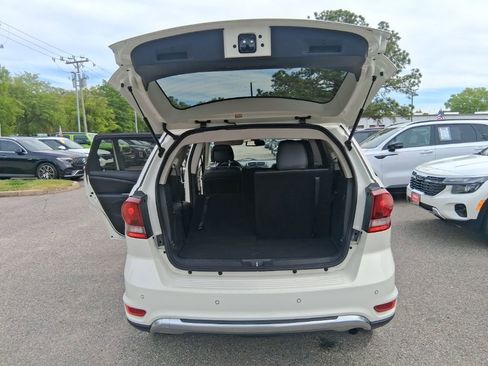Used 2020 Dodge Journey Crossroad FWD image 22