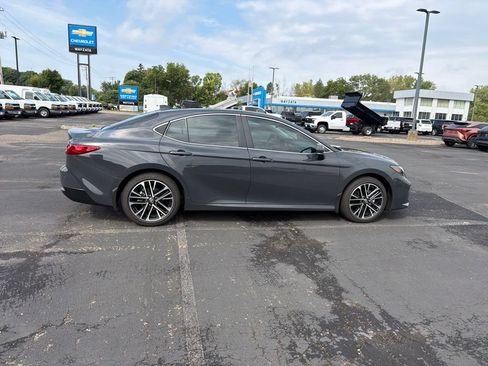 Used 2026 Toyota Camry XLE w/ Premium Package AWD/4WD image 20