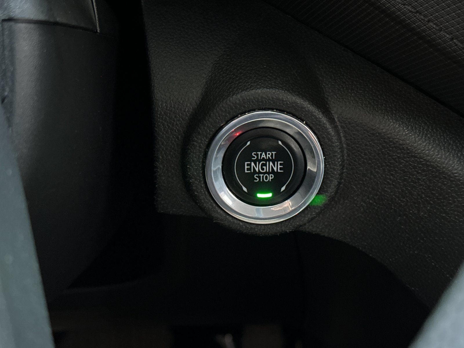 Used 2023 Chevrolet TrailBlazer LT FWD image 20