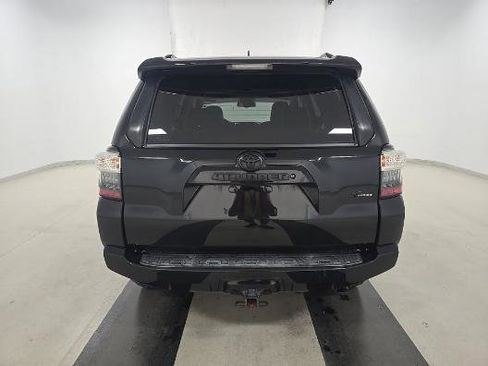 Used 2019 Toyota 4Runner SR5 Premium AWD/4WD image 5