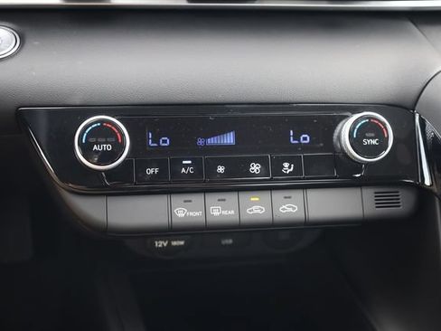 New 2026 Hyundai Elantra Hybrid FWD image 19