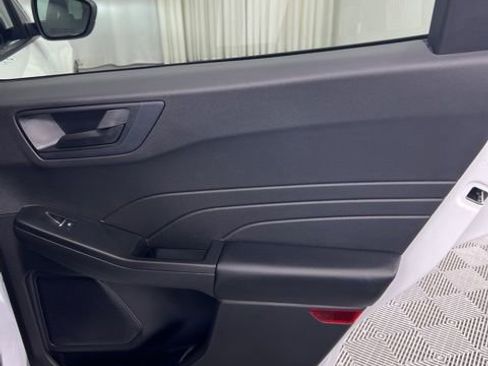 Used 2024 Ford Escape Active AWD/4WD image 19