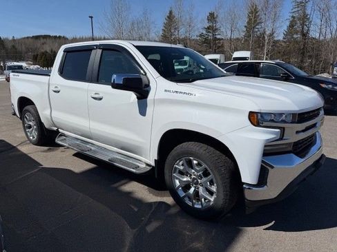 Used 2020 Chevrolet Silverado 1500 LT w/ All-Star Edition image 7