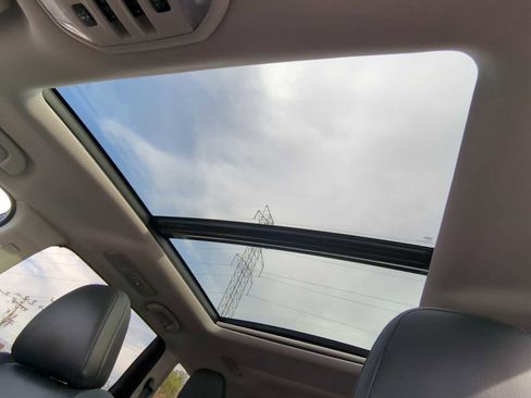 Used 2022 Subaru Ascent Limited w/ Technology Package image 20