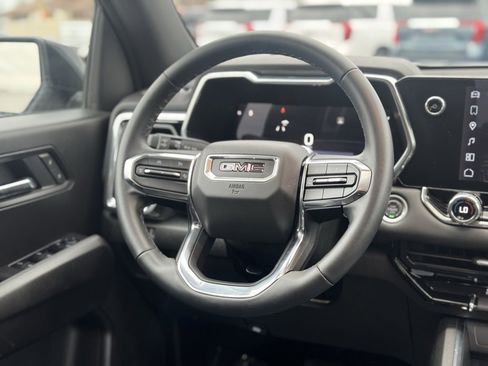 Used 2025 GMC Canyon Elevation w/ Convenience Package image 13