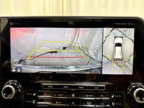 Used 2021 Toyota Highlander Platinum image 22