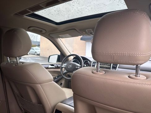 Used 2015 Mercedes-Benz ML 350 4MATIC image 13