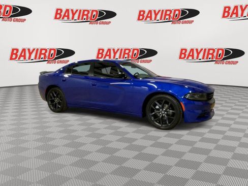Used 2022 Dodge Charger SXT w/ Blacktop Package image 3