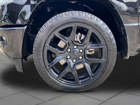 Used 2024 RAM 1500 Laramie image 11