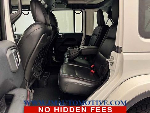 Used 2018 Jeep Wrangler Unlimited Rubicon AWD/4WD image 13