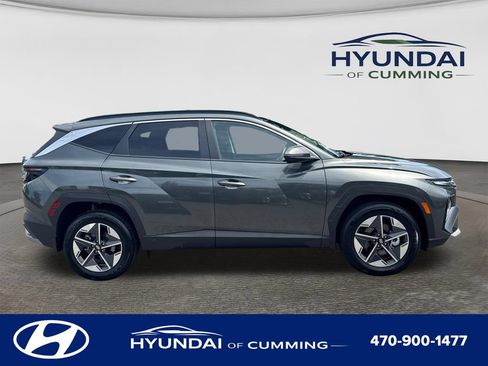 Certified 2025 Hyundai Tucson SEL AWD/4WD image 8