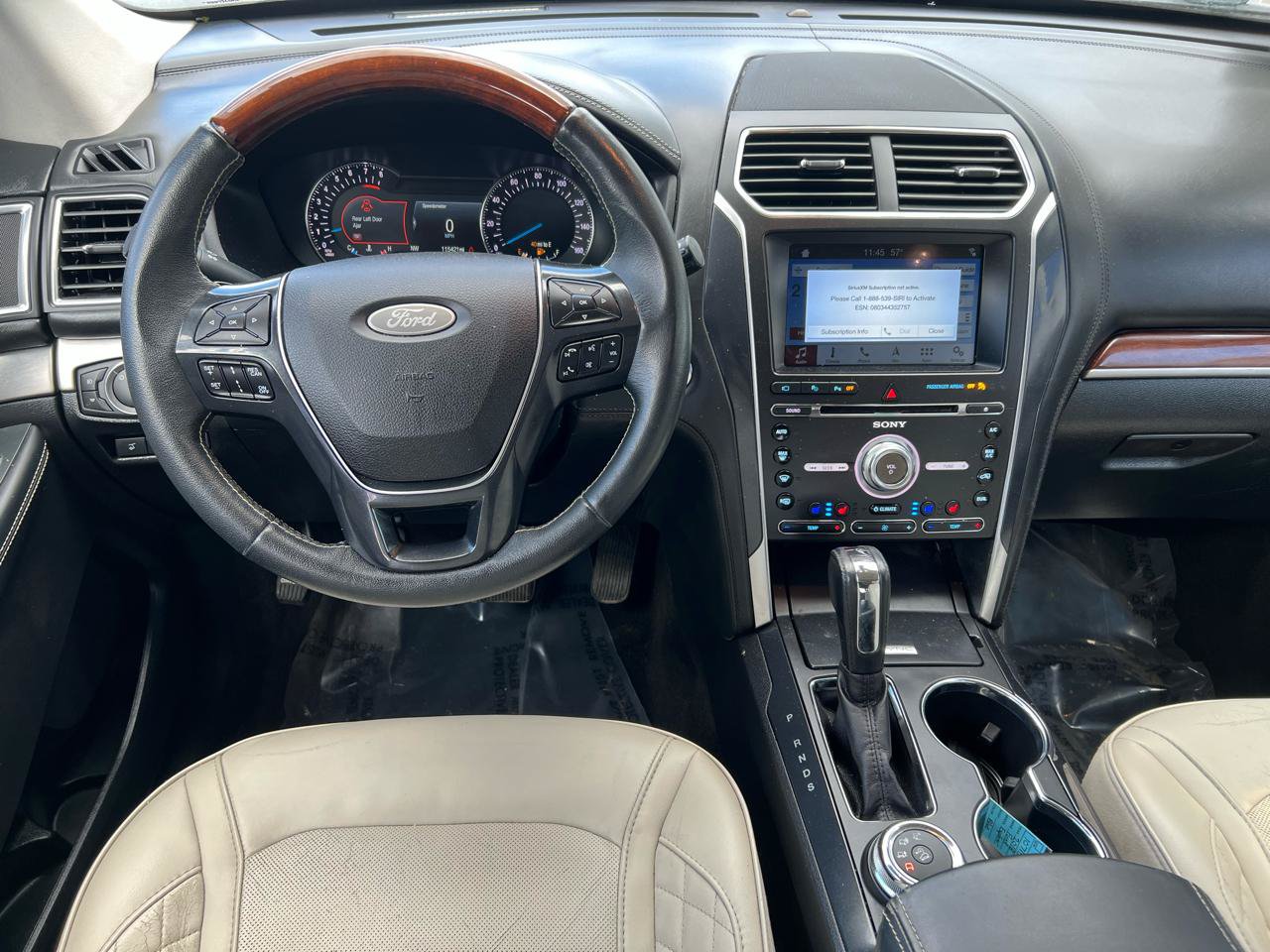 Used 2018 Ford Explorer Platinum AWD/4WD image 18