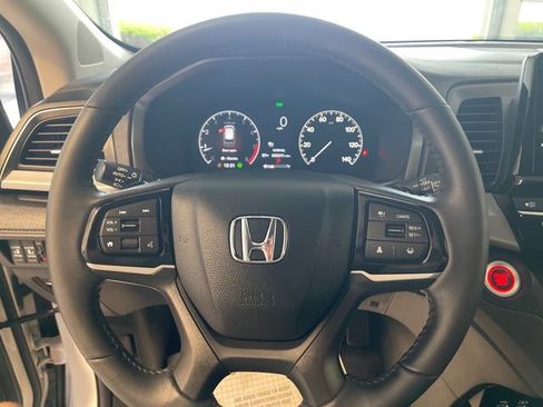 Certified 2026 Honda Odyssey EX-L image 8