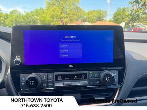 Used 2025 Toyota Grand Highlander AWD Hybrid image 10