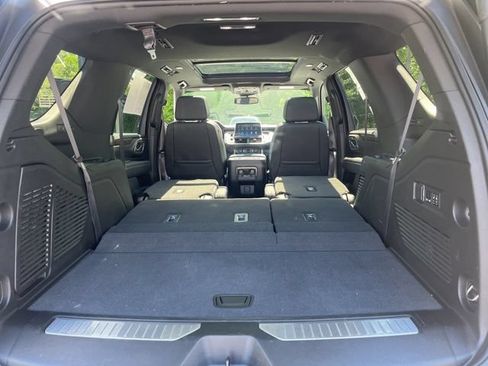 Used 2024 Chevrolet Tahoe Z71 w/ Luxury Package AWD/4WD image 37