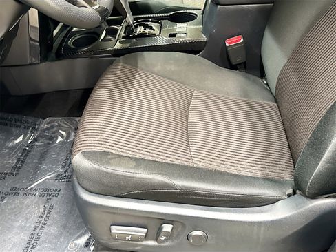 Used 2024 Toyota 4Runner TRD Off-Road image 19