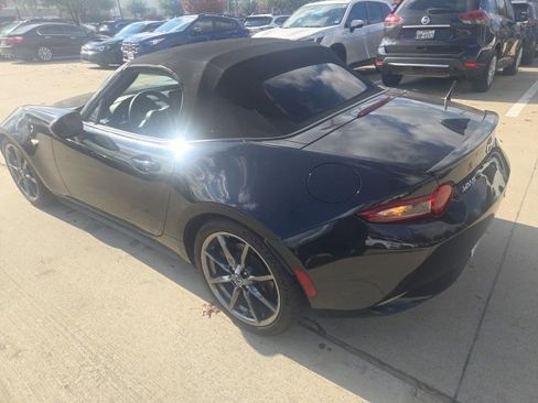 Used 2019 MAZDA MX-5 Miata Grand Touring w/ GT-S Package image 4