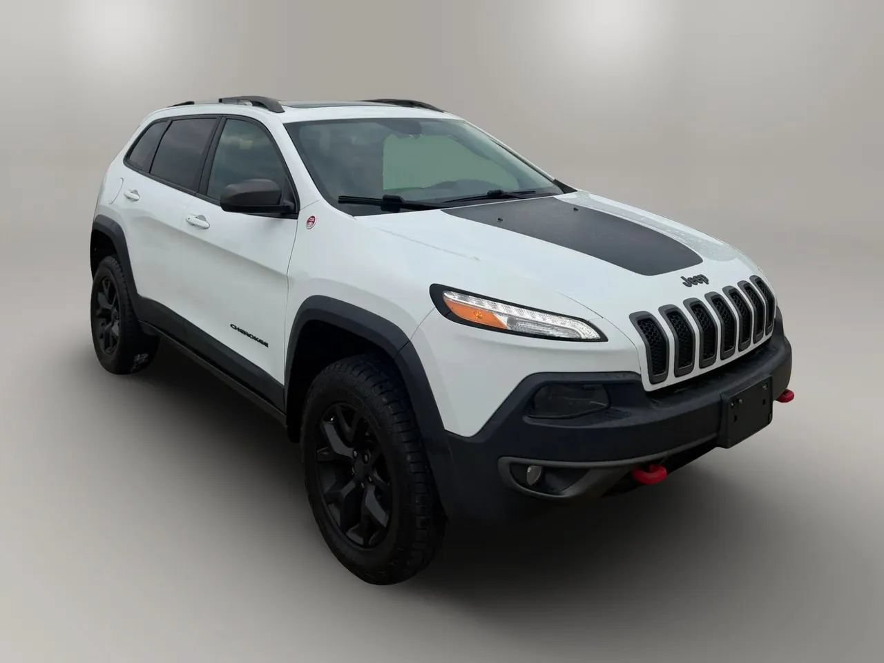 Used 2017 Jeep Cherokee Trailhawk w/ Comfort/Convenience Group AWD/4WD image 1