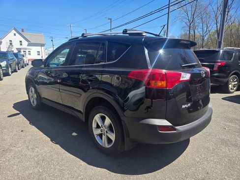 Used 2013 Toyota RAV4 XLE AWD/4WD image 9