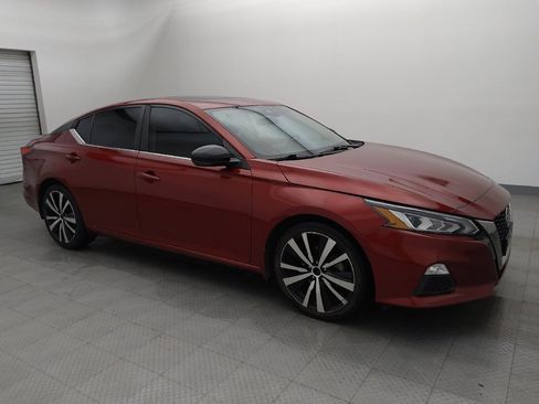 Used 2021 Nissan Altima 2.5 SR w/ SR Premium Package image 11
