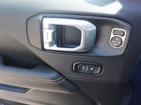 New 2025 Jeep Wrangler Sahara image 21