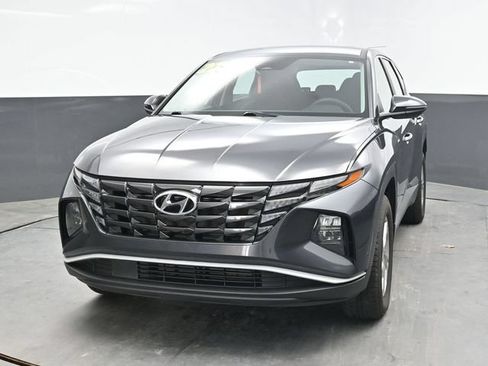 Used 2022 Hyundai Tucson SE AWD/4WD image 2
