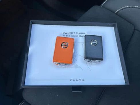 Used 2023 Volvo C40 P8 Recharge Ultimate w/ Protection Package Premier image 4