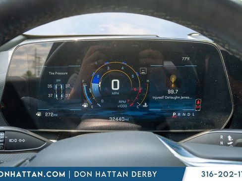 Used 2025 Chevrolet Equinox LT FWD image 6