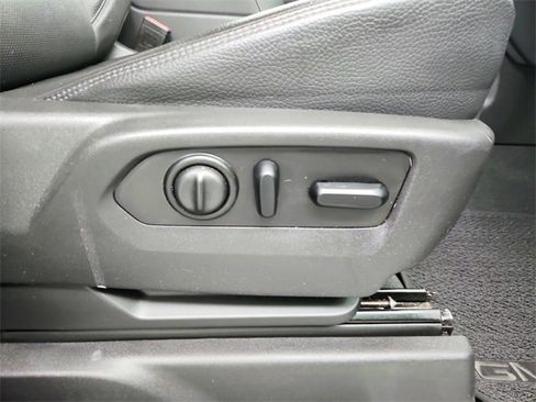 Used 2021 GMC Sierra 1500 Denali w/ Driver Alert Package II image 41