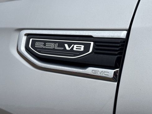 Used 2020 GMC Sierra 1500 SLT w/ X31 Off-Road Package image 32