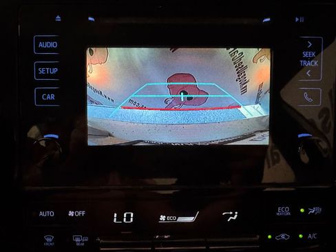 Used 2019 Toyota Prius XLE image 22