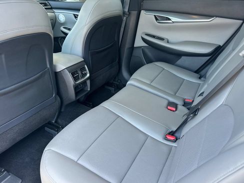 Used 2023 INFINITI QX50 Luxe FWD image 14