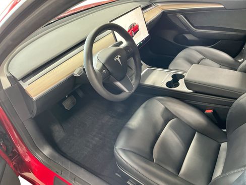 Certified 2023 Tesla Model 3 Standard Range RWD image 9