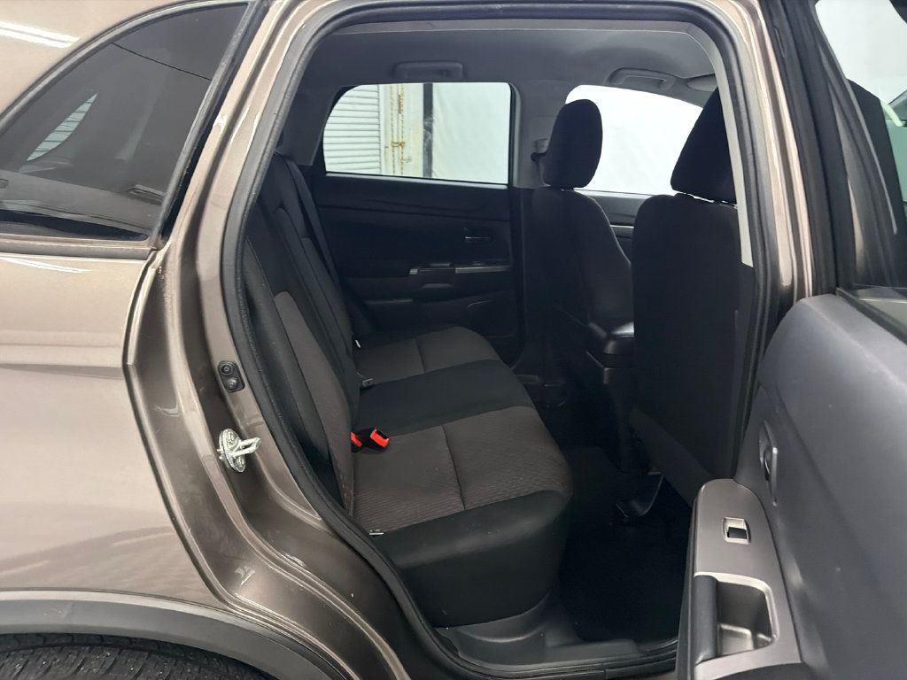 Used 2019 Mitsubishi Outlander Sport ES FWD image 15