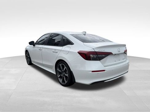 Used 2025 Honda Civic Sport Touring image 7