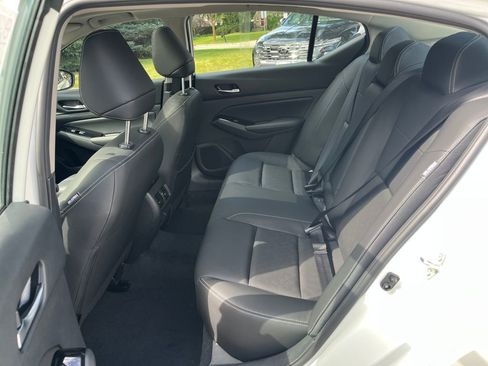 New 2025 Nissan Altima 2.5 SL image 15