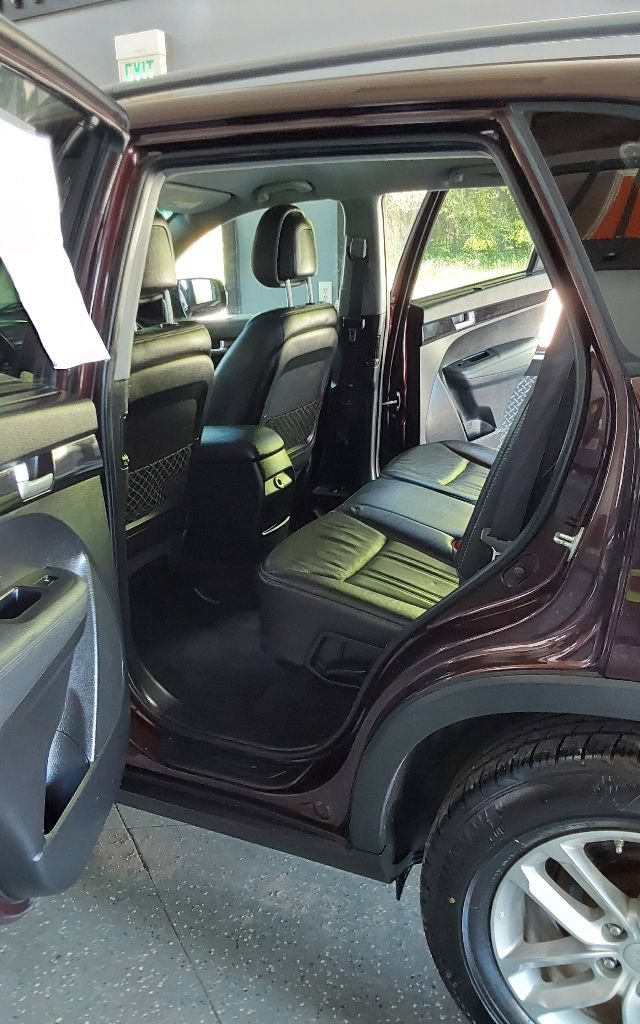 Used 2015 Kia Sorento LX AWD/4WD image 18