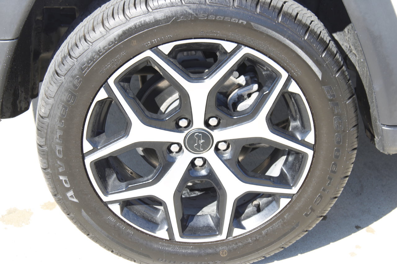 Used 2025 Jeep Compass Limited AWD/4WD image 7