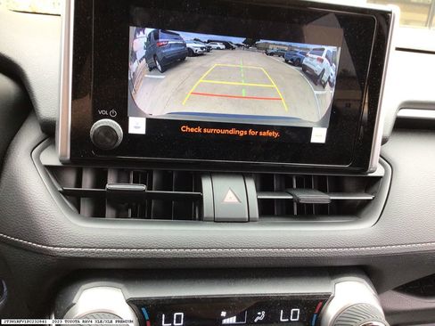 Used 2023 Toyota RAV4 XLE FWD image 9