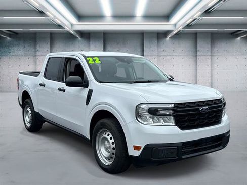 Used 2022 Ford Maverick XL FWD image 3