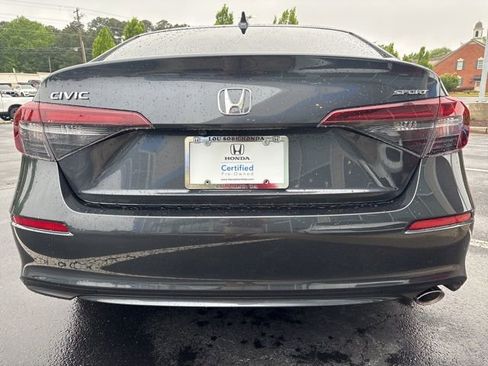 Used 2025 Honda Civic Sport image 6