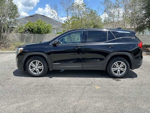 Used 2020 GMC Terrain SLE FWD image 3