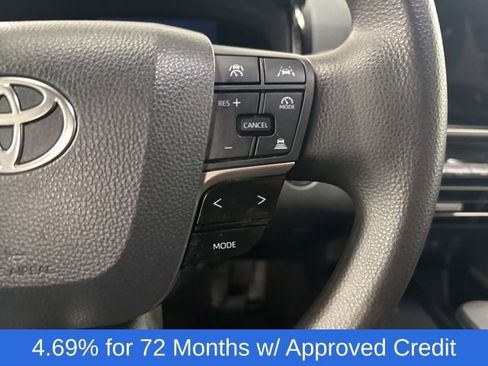 Used 2025 Toyota Camry LE image 18