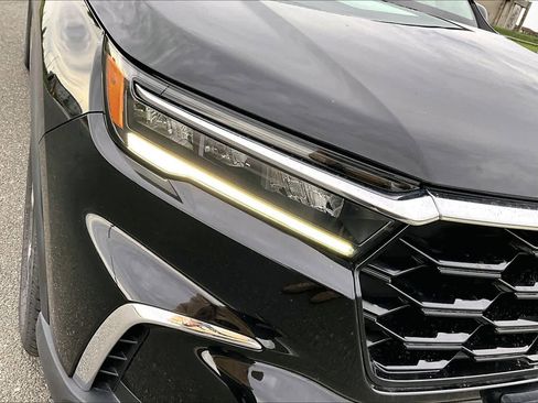 Used 2023 Honda Pilot Touring image 27