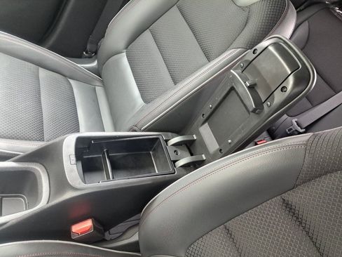 Used 2022 Chevrolet TrailBlazer RS FWD image 30