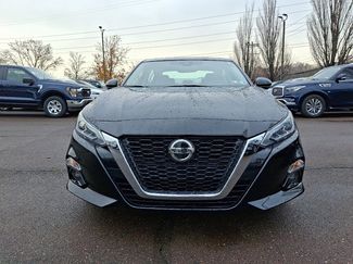 Used 2019 Nissan Altima 2.5 Platinum video 2