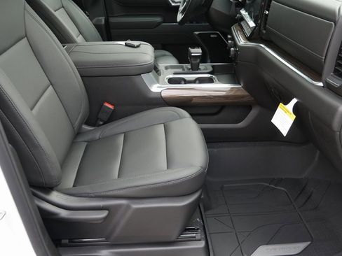 New 2026 Chevrolet Silverado 1500 RST w/ Redline Edition image 23