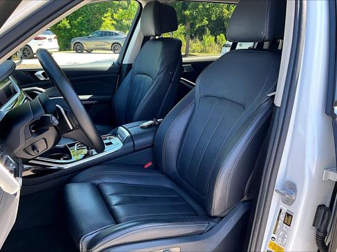 Used 2019 BMW X7 xDrive40i w/ Cold Weather Package AWD/4WD image 7