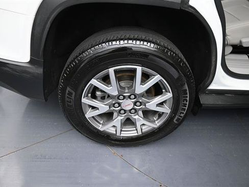 Used 2021 GMC Acadia SLT FWD image 22